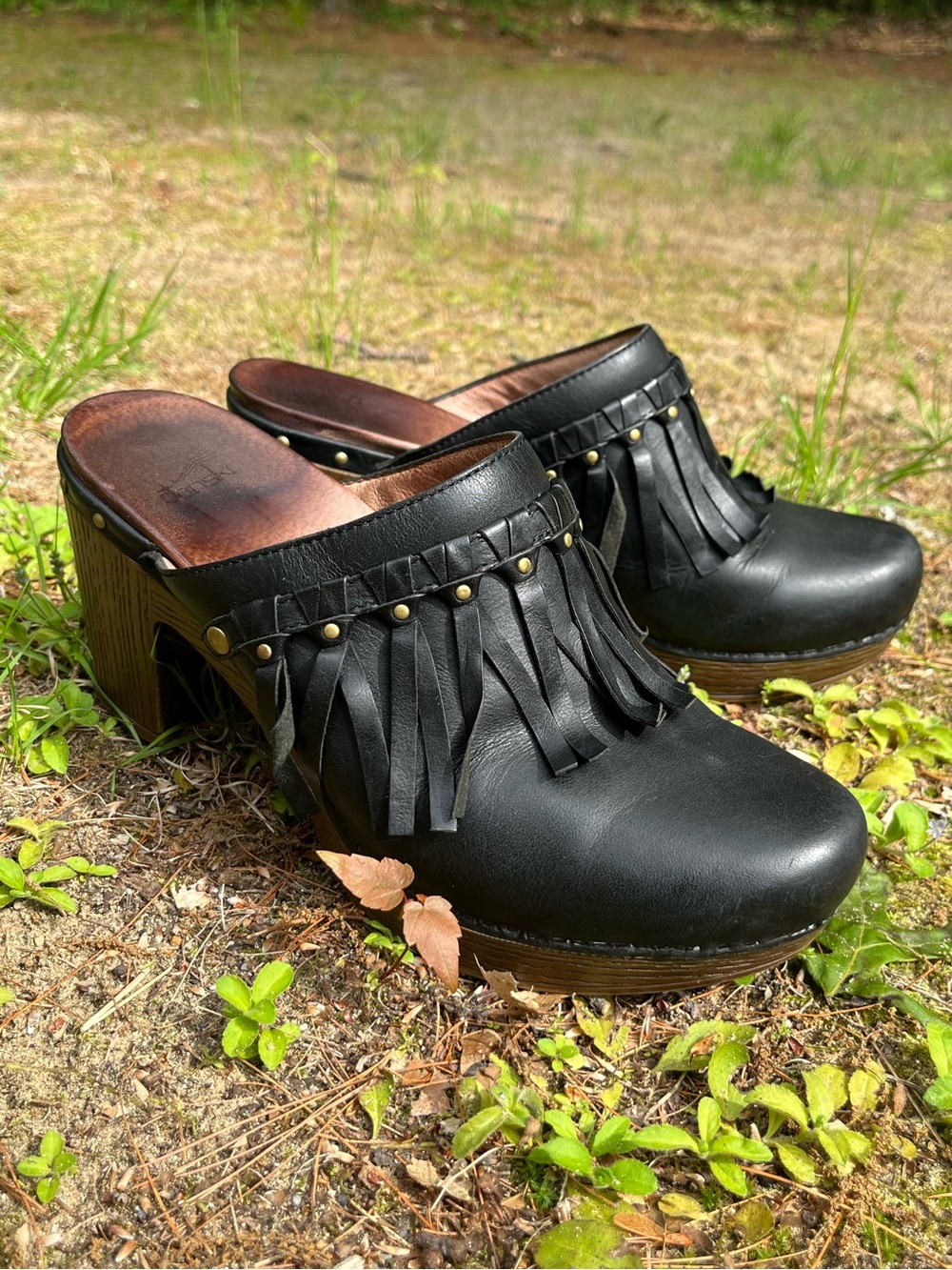 2016 Dansko Leather Fringe Mules / Clogs Black Size 41 Festival Boho Western